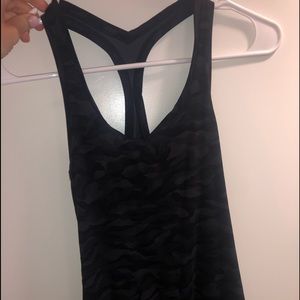 Lululemon camo tank top